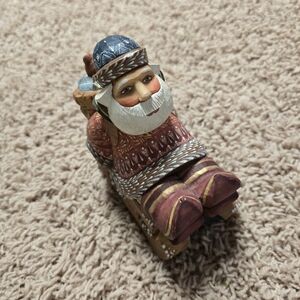 G DeBrekht Bearing Bear Santa 2002 hand painted Russian